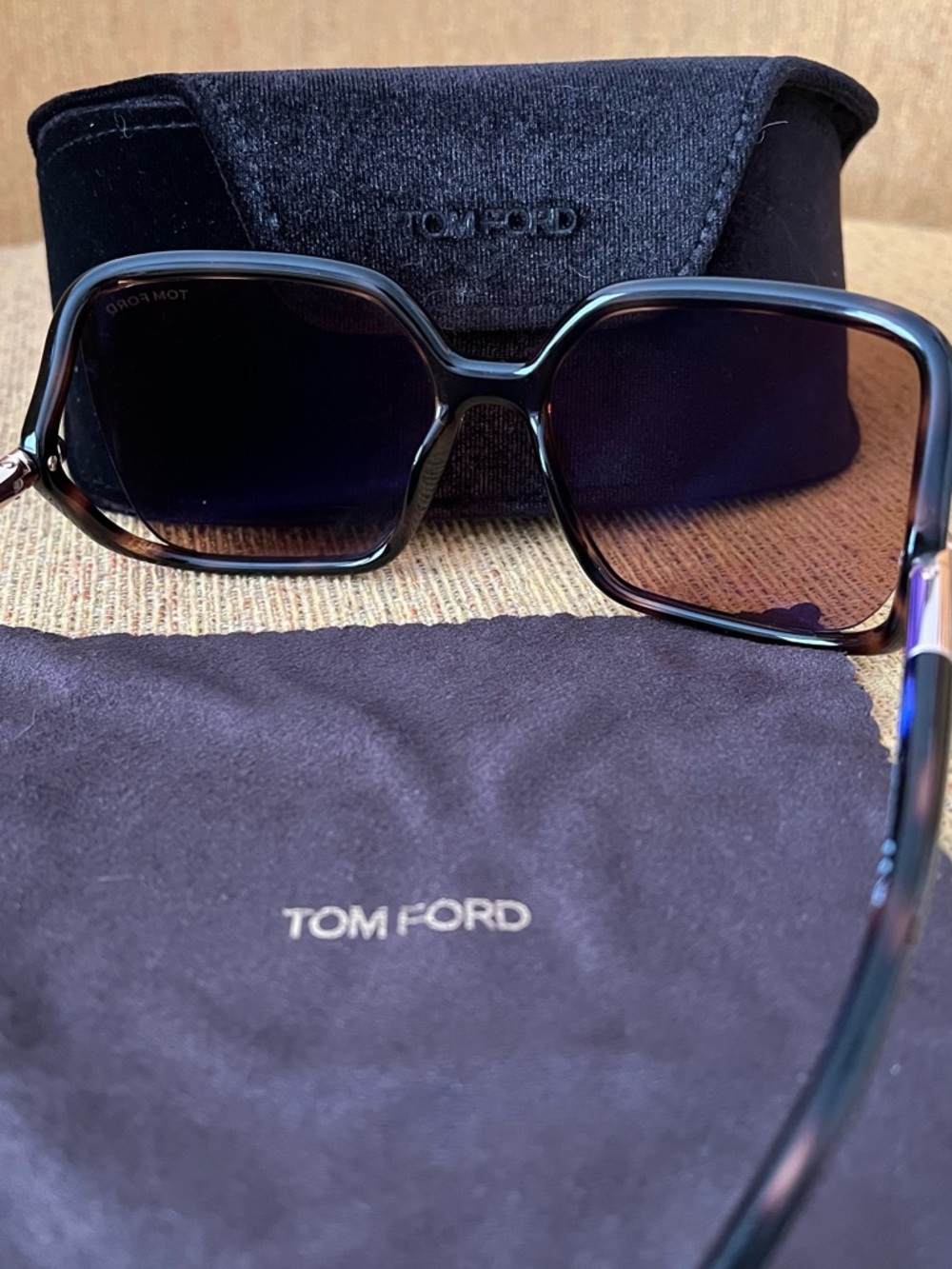 Tom Ford Butterfly Solange Sunglasses with Brown Lenses - Picture 5 of 9
